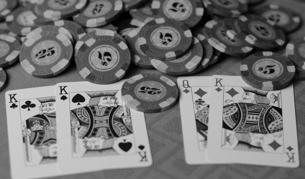 Read reviews and do your research when choosing an online casino website